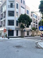 biệt thự 4 tầng trung tâm thương mại giá chỉ có 5ty450 ( 