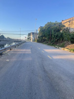 chính chủ gửi bán mảnh đất đẹp , mặt tiền rộng , oto tránh , kinh doanh , cách cầu nhật tân 500m