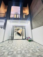 kẹt vốn đầu tư bán nhanh nhà 72m2 ngay uyên hưng - sổ hồng riêng