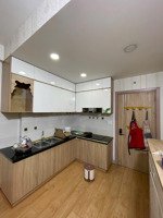 bán cc tại sài gòn gateway, 2,85 tỷ, 66m2, 2pn, 2wc, full nội thất