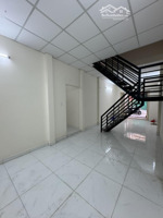 bán nhà quận 11 hxh lãnh binh thăng nở hậu 2 tầng 55m chỉ 6.7 tỷ