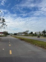 đất nền không xây 102 m2 giá 26tr/m2. ngay tại cửa khẩu móng cái, sẵn sổ giao dịch