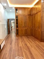 bán gấp trong tháng - bán nhà nguyễn trãi 68.4m² - 4 tầng - 21 tỷ