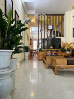 bán nhà riêng tại đường ngũ hiệp, 5,7 tỷ, 42 m2, nhà 4 tầng, 4pn, 3wc. nhà dân xây, đẹp, chắn chắn