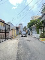 bán nhà ngang khủng 7x14m-3 tầng ngay ngã 4 trung chánh nguyễn ảnh thủ-chủ tặng full nội thất xịn