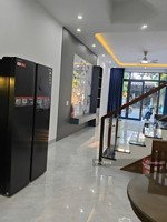 chính chủ cần bán căn nhà đẹp 3 tầng kiên cố đường 7m5 lê thạch mới xây - hoà an- cẩm lệ