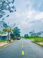 bờ quan 6 khu nam hoà xuân gần sông vị trí cực đẹp giá rẻ nhất. lh 