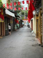 đất 2 mặt kiệt oto trước sau trần cao vân . - dt : 144m2 ngang 6m2 nở hậu