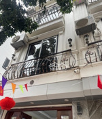 yên nghĩa hà đông-5,38tỷ-43m2 5tầng 6ngủ nhà mới đẹp ở ngay ôtô đỗ cửa đg thoáng kd nhỏ,sổ chuẩn cc