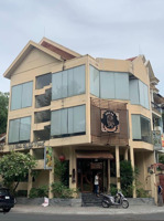 ngang 18m góc 2mt khu phan xích long