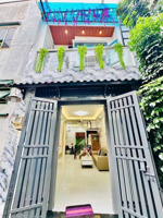 bán nhà đúc 1 lầu hẻm 3m full nội thất kế bên trường và chợ