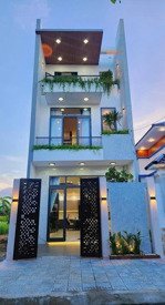 nhà sổ sẵn - bán ngộp - gần cổng kcn mỹ phước 3