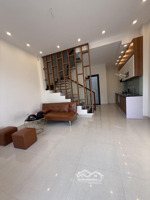 20m ra ô tô tránh - ô tô đỗ cổng - gần chợ ngọc thuỵ