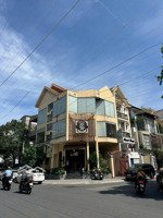 cho thuê biệt thự căn góc đường hoa phượng, q. phú nhuận. 8m x 14m, hầm 3 tầng. giá 130,755 triệu