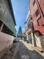 nhà hẻm 7m gần ngã tư phú nhuận