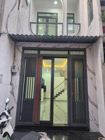 nhà xây mới hẻm xe hơi thông ra 2 đường tiện kinh doanh