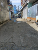 hxh âu cơ, p.10, tân bình, dt: 4 x 10m, 3 lầu, giá 5 tỷ 9.