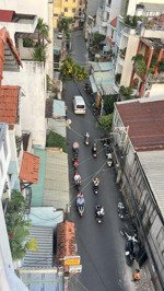 biệt thự mini nguyễn hữu cảnh q.1 chỉ qua cây cầu 165m 4 tầng ô tô vào nhà hồ bơi lh 