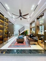 bán nhà tây sơn mới tinh đẹp long lanh 15m ra ôtô khu vực vip -hiếm trong tầm tiền dt 28m 6t mt 2m