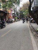 vị trí điểm 10 nhà 2 mặt ô tô tránh , vỉa hè rộng kinh doanh mọi loại hình hợp 130m , 43 tỷ