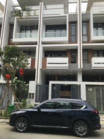 cho thuê nguyên căn nhà làm văn phòng. người thuê liên lạc trực tiếp chủ nhà (không tiếp môi giới)