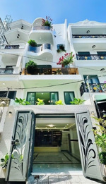 bán nhà mặt tiền rộng 8m đường 17 - thủ đức chỉ 3tỷ570/73,5m2. cho thuê 22tr. gần tttm gigamall