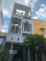 bán nhà hẻm nhựa 6m 1/ thoại ngọc hầu, p .phú thạnh, ngay ubnd quận.
dt: 4mx10.5m, nhà 3 lầu