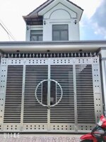 BÁN NHÀ 1 TRỆT 1 LẦU GẦN TRƯỜNG CHU VĂN AN KHU DÂN CƯ PHƯỜNG 8 VĨNH LONG