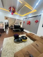 bán biệt thự 4,5 tầng phố tô hiệu. ngang 8m cực đẹp giá chỉ 8,5 tỷ. lh 