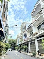 bán nhà mặt tiền trung tâm tp quy nhơn - đường nguyễn trung ngạn - 4 tầng - giá tốt 10.5 tỷ