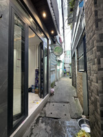 2 tỷ 280 | nguyễn duy quận 8 | nhà 2 tầng, dt 2.6 x 5m, 2wc