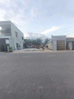 đất mặt tiền đường nhựa từ hòa vang qua hòa tiến, 80m2 có 75m2 đất ở.