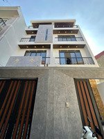 cặp song sinh sân cổng thiết kế hiện đại - phố miếu hai xã, 1 bước ra ngõ, 57m2