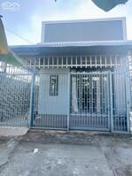 Bán nhà 130m2 có 3 phòng ngủ,Phường 7 cách Nguyễn Văn Tư 150m2