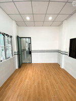 nhỉnh 4 tỷ cao xuân dục, q8, dt 4 x 12m, có 4 phòng ngủ, 3 tầng mới toanh ở ngay