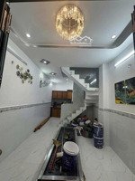 nhà đẹp giá rẻ 24m2 đúc 3 tầng btct tại bình tiên chỉ 2.85 tỷ