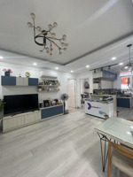 bán căn hộ 2pn chung cư h2 196 hoàng diệu, phường 8, quận 4 ( có sổ hồng )