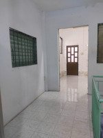 chính chủ cho thuê nguyên căn bà hạt, q10 gần chợ ntp - vị trí tốt - 3 tầng btct, 4pn - 10tr/th