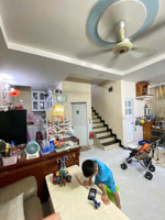 giáp q10! nhà mới 2,5 tấm hẻm 4m ông ích khiêm p5. dt: (7x8)m. giá: 5,5 tỷ(tl)