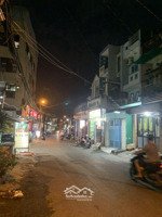 nhà mặt tiền đường, quận 11, gần vòng xoay lđh, 4 tầng, 40m2, hẻm 8m , hơn 8 tỷ