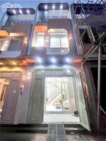 Bán Nhà Trục chính hẻm 137 Hoàng Quốc Việt - Gần Chợ Nổi & Trường học