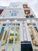 Nhà 1 trệt 2 lầu hẻm 11 Nguyễn Văn Linh - Gần bệnh viện đa khoa Trung Ương