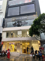 cần bán gấp nhà mặt tiền ngang 10m yersin quận 1 (10x17m) 3 tầng - hđt: 220 triệu - giá 89 tỷ