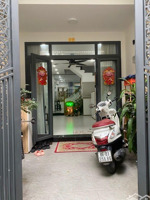 "nhà mới 4 tầng 50m2, hẻm rộng rãi-oto gần cửa, qua cây cầu là tới thảo cầm viên - gíap q.1