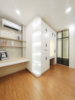 hẻm 284 lê văn sỹ nhà 4 tầng 6n - vị trí trung tâm - hẻm thông - sổ vuông đẹp - pháp lý chuẩn