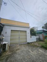 nhà c4 trung tâm xã tam phước -long điền- brvt cũ
diện tích 5x25-128m sẵn 80m thổ cư