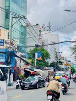 bán tòa nhà hầm 7 tầng gần 1400m2 sàn hđt 180 triệu/th mặt tiền lê quang định p14 bình thạnh 73 tỷ