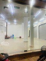 cho thuê: mbkd, 70m2 * 2 tầng ( 140m), mặt tiền 7m, vừa kd làm kho tại phố tô vĩnh diện, thanh xuân