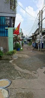 bán lô đất đường chuẩn bị đổ nhựa 5m thông, 95.6m2, hướng đông, giá nhỉnh 3 tỷ, sẵn sổ