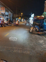 cần bán.lô đất thổ cư vuông vức tiện xây mới